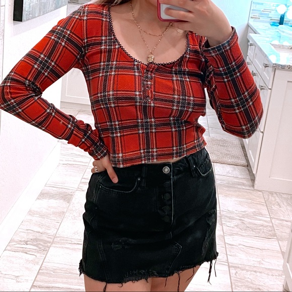 Free people red plaid long sleeve crop top - Picture 3 of 10